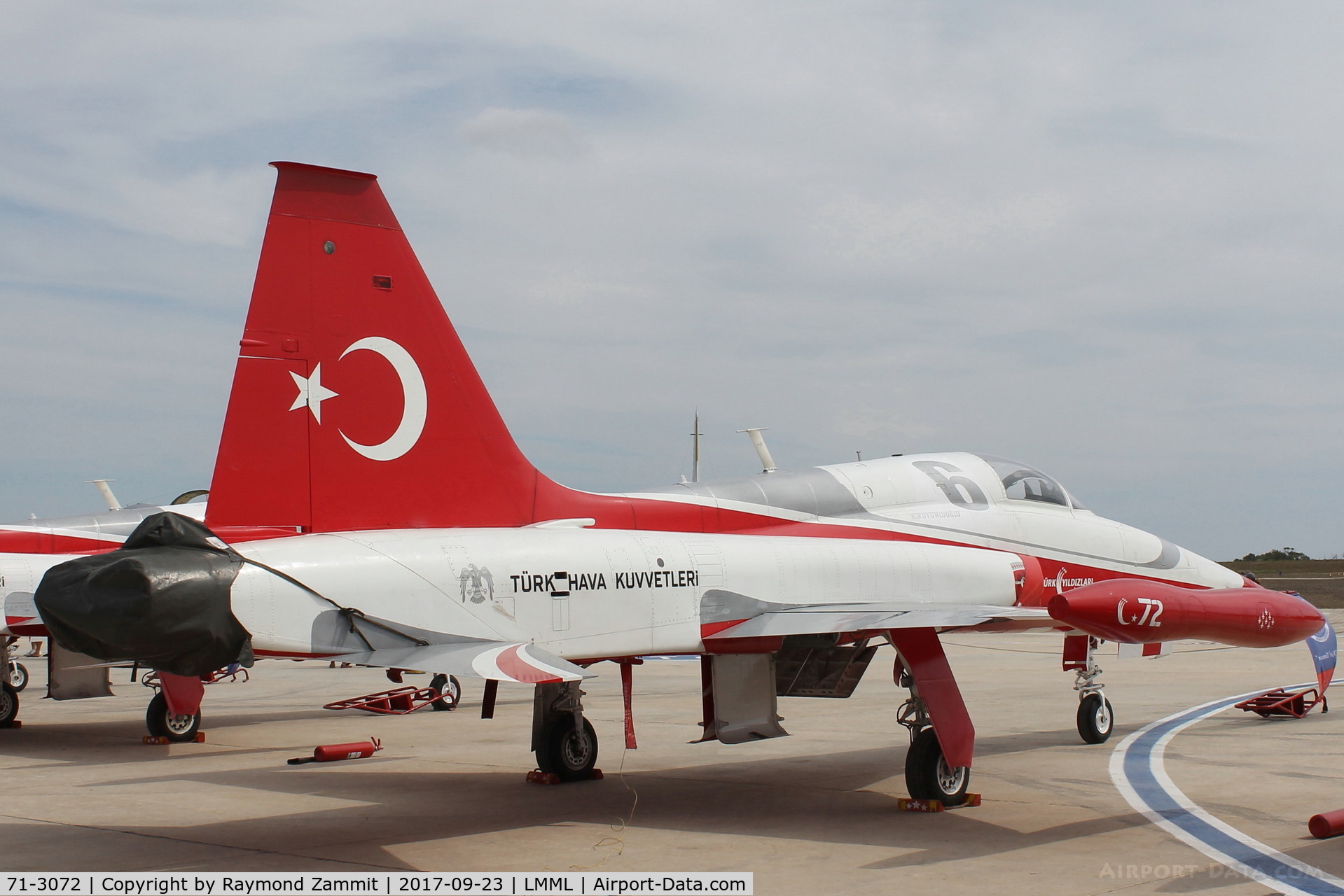 71-3072, Northrop (Canadair) NF-5A-2000 (CL-226) C/N 72, Northrop NF-5B 71-3072/6 Turkish Stars Aerobatic Team