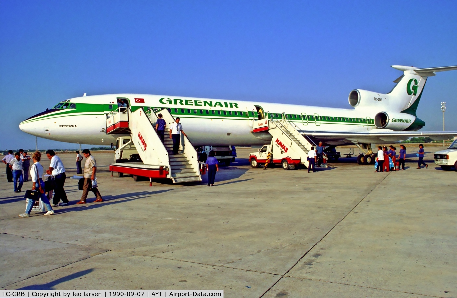 TC-GRB, 1990 Tupolev Tu-154M C/N 90A833, Antalya 7.9.1990