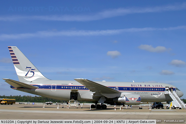 N102DA, 1982 Boeing 767-232 C/N 22214, Boeing 767-232  
