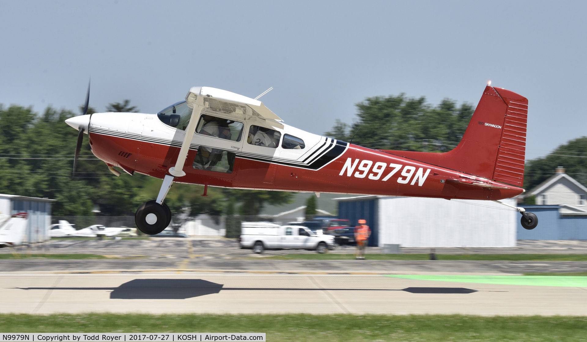 N9979N, 1975 Cessna 180J C/N 18052634, Airventure 2017