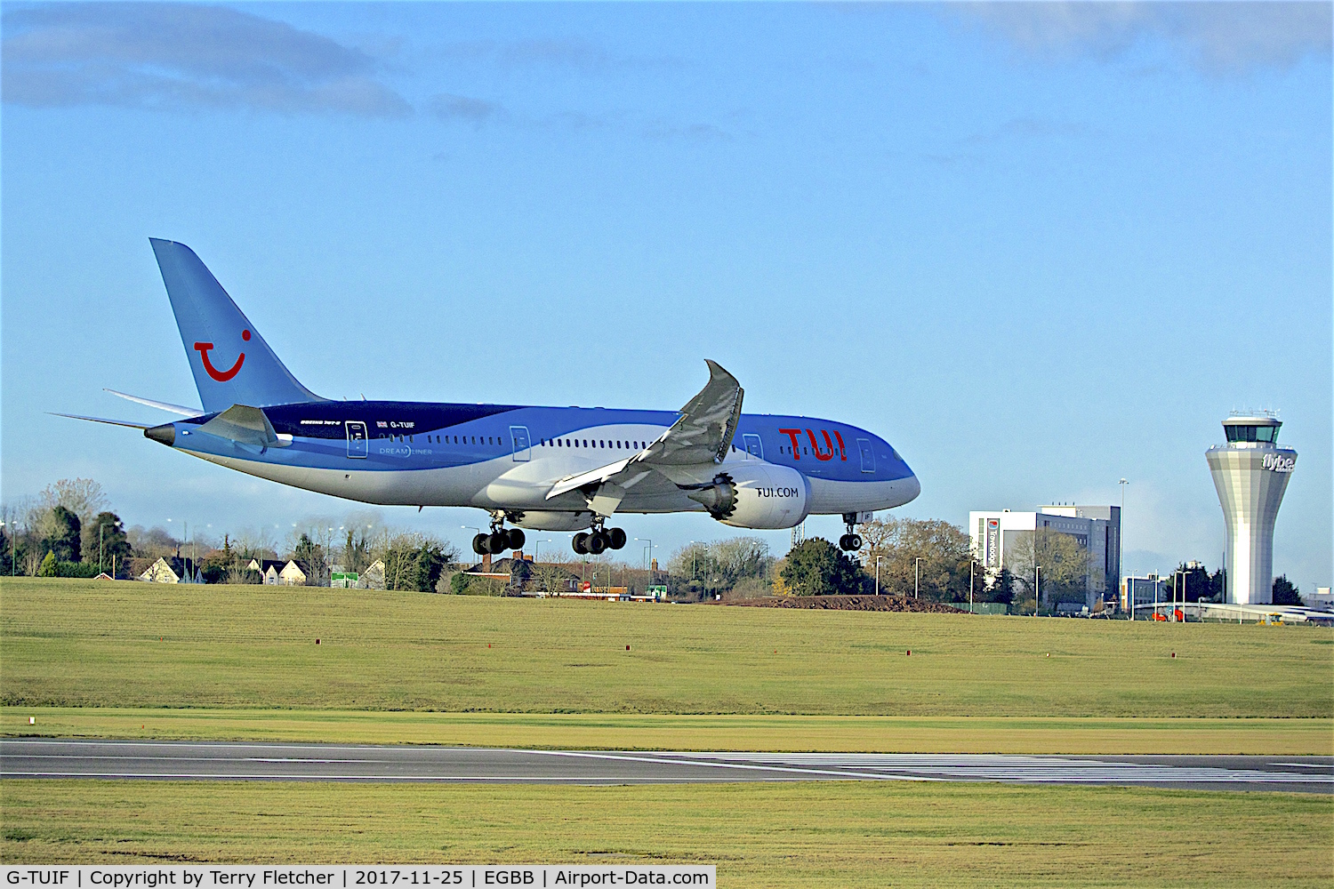 G-TUIF, 2014 Boeing 787-8 Dreamliner C/N 36428, At Birmingham International Airport , UK