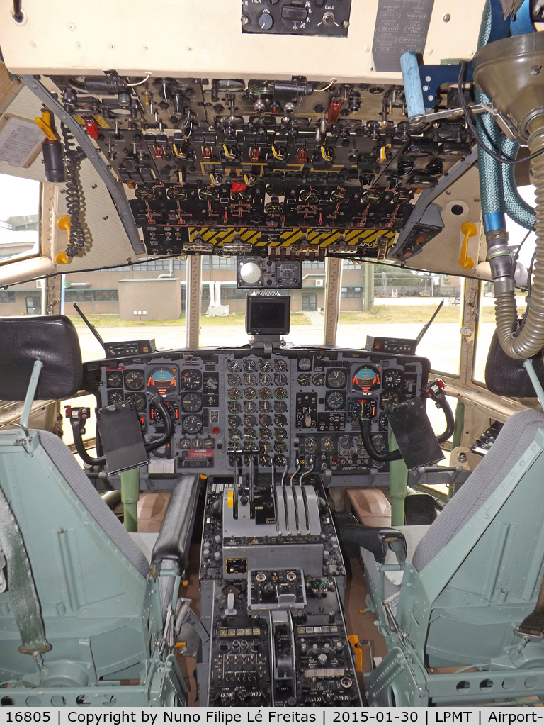 16805, 1978 Lockheed C-130H-30 Hercules C/N 382C-73D  (4778), Cockpit.