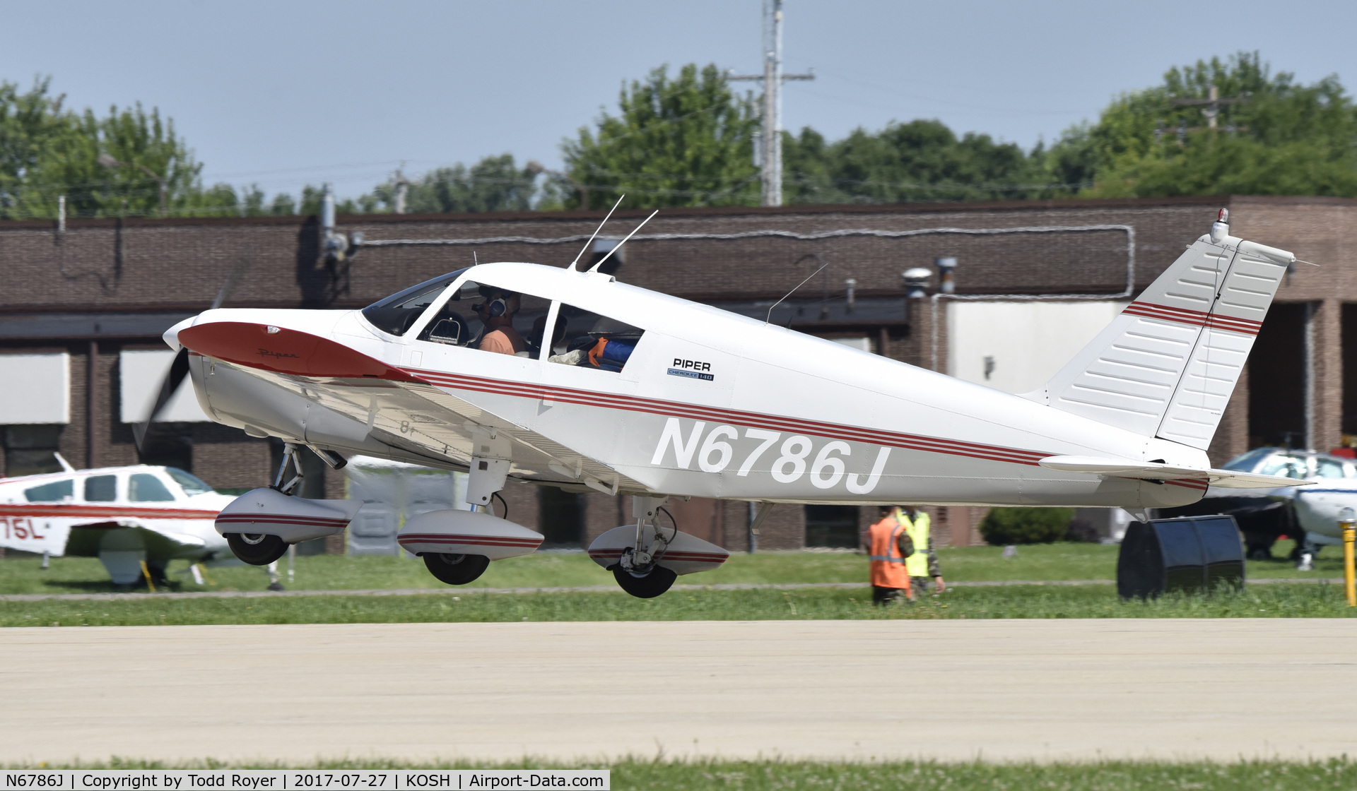 N6786J, 1968 Piper PA-28-140 Cherokee C/N 28-24514, Airventure 2017