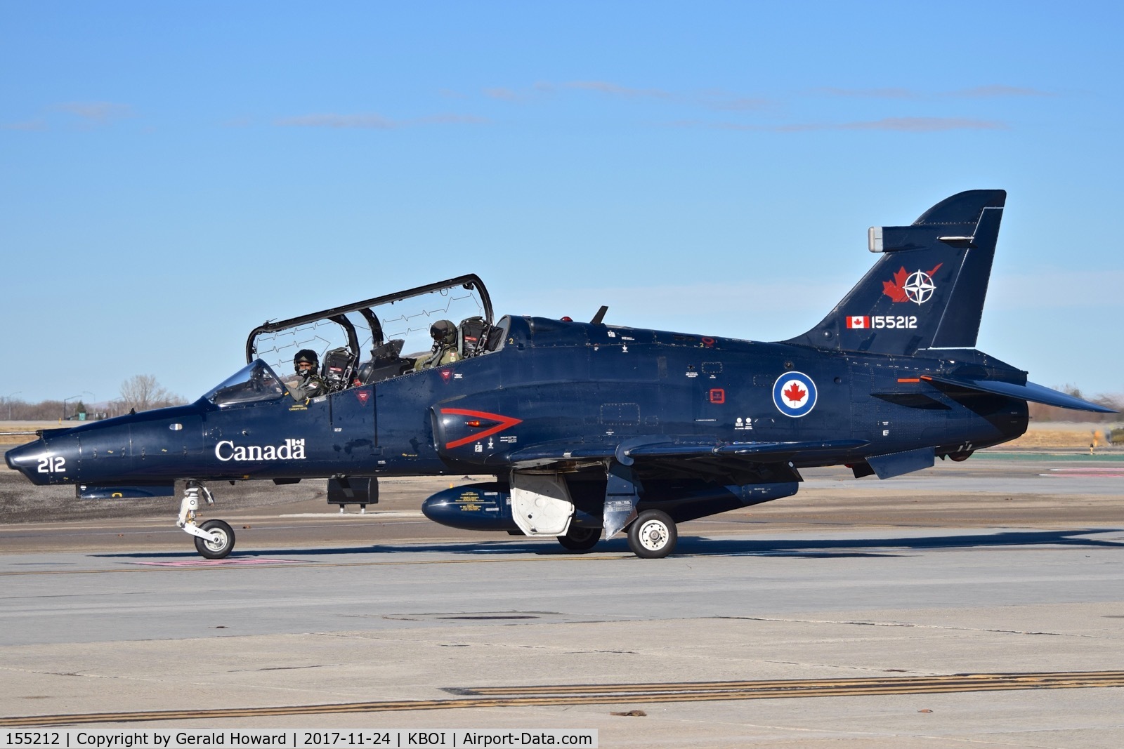 155212, 2000 BAE Systems CT-155 Hawk C/N IT020/706, Taxiing off Bravo.   No.2 CFFTS, Moose Jaw, Saskatchewan, Canada.