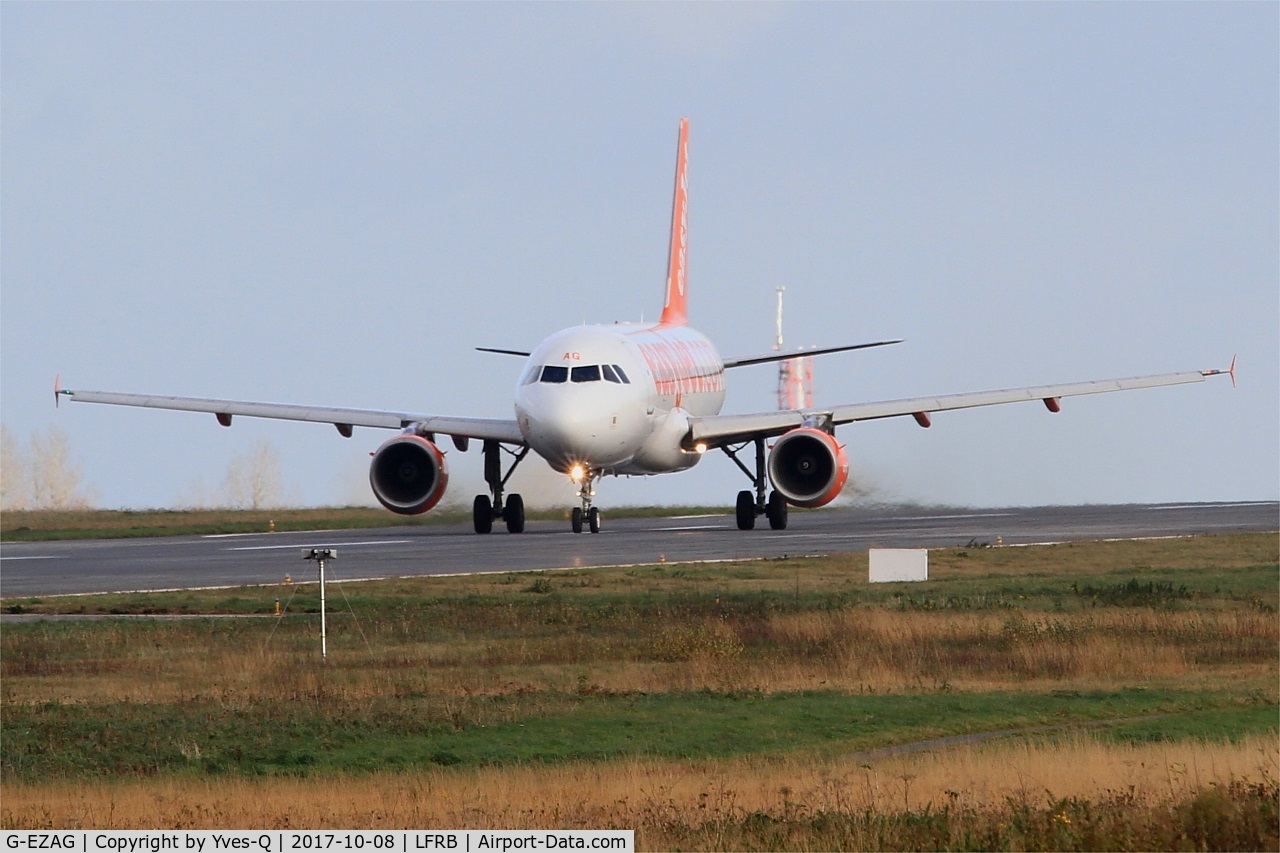 G-EZAG, 2006 Airbus A319-111 C/N 2727, Airbus A319-111, Take off rwy 25L, Brest-Bretagne airport (LFRB-BES)