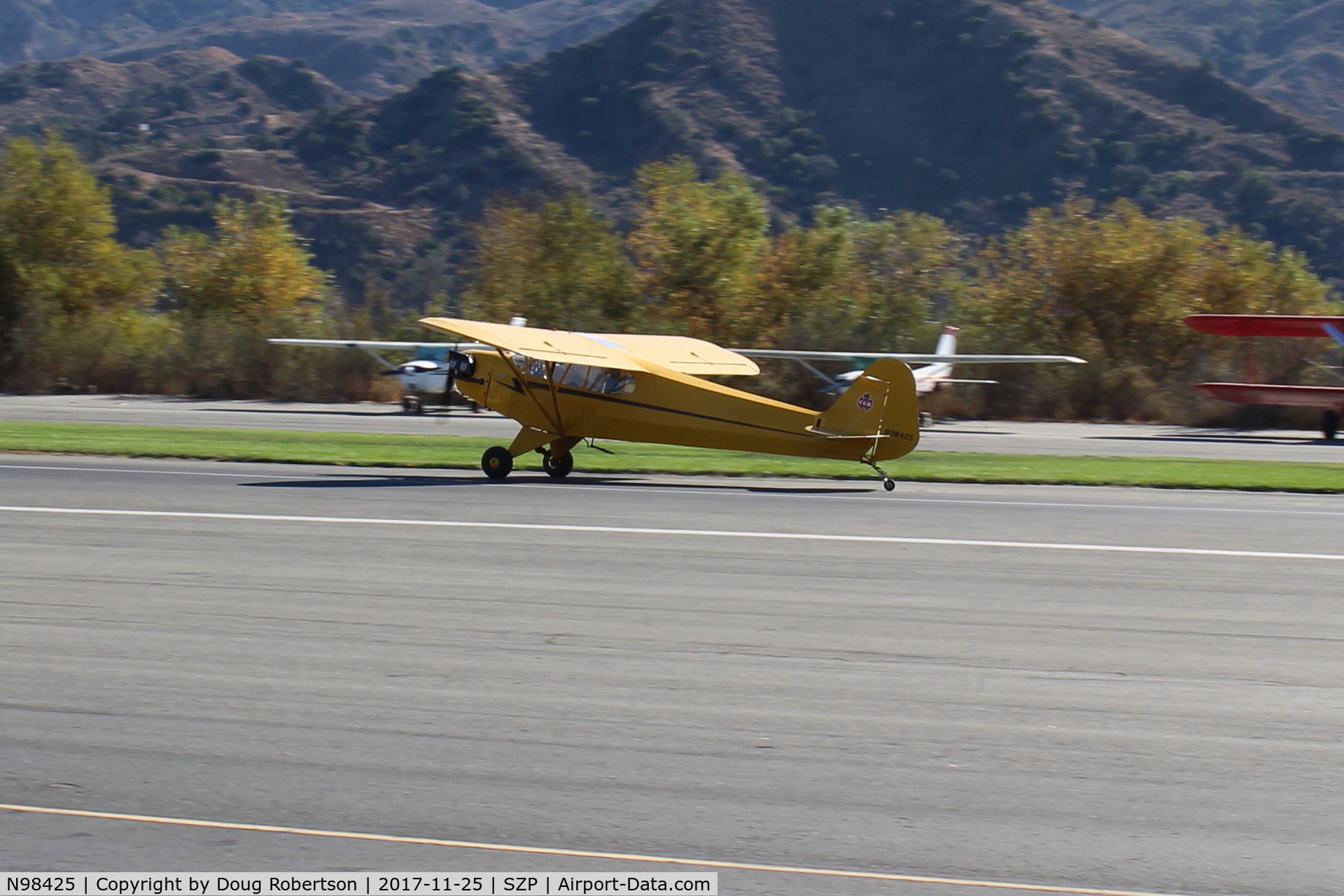 N98425, 1946 Piper J3C-65 Cub Cub C/N 18612, 1946 Piper J3C-65 CUB, Continental C90 90 Hp upgrade by STC, landing roll Rwy 04