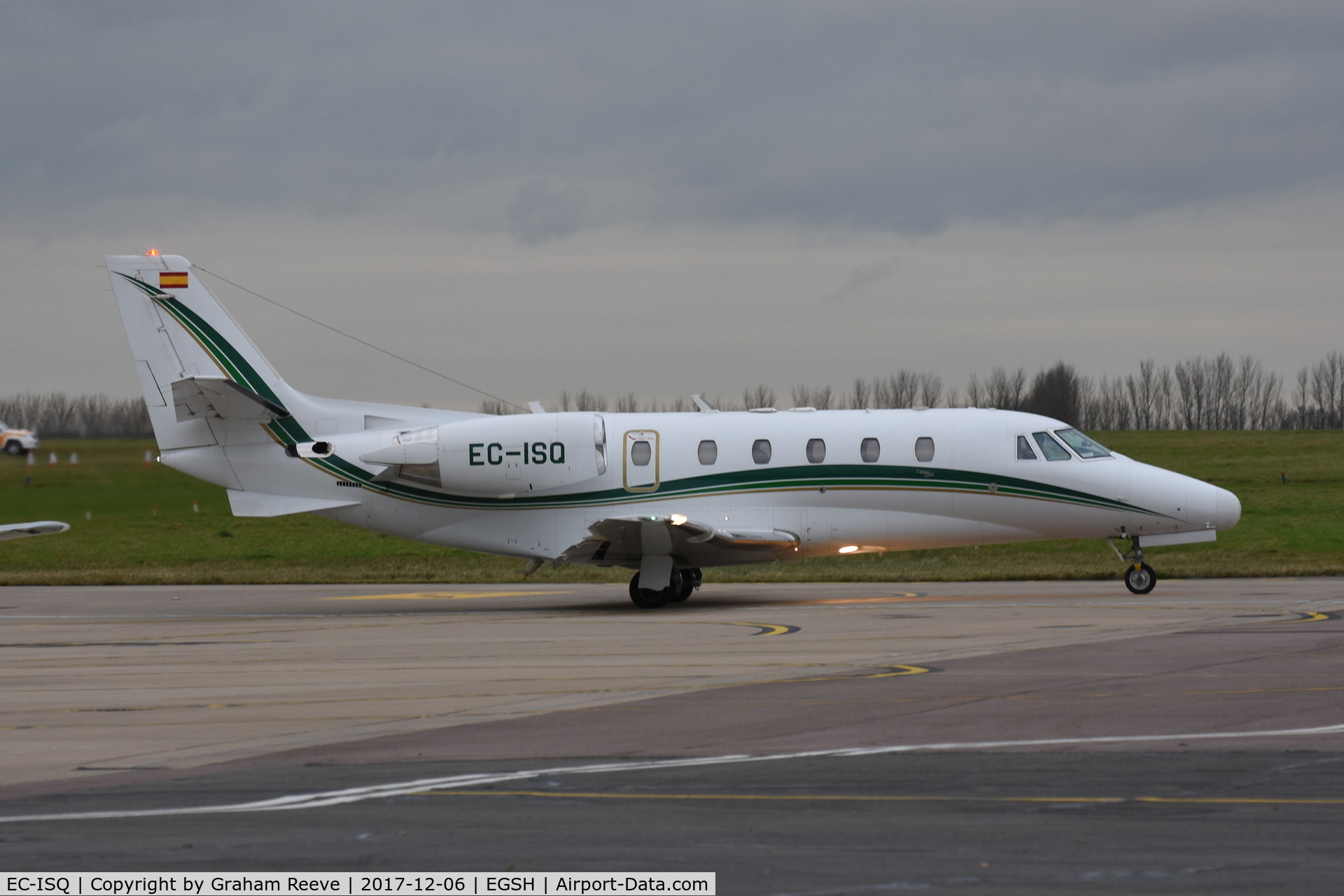 EC-ISQ, 2006 Cessna 560XL Citation Excel C/N 560-5616, Departing from Norwich.
