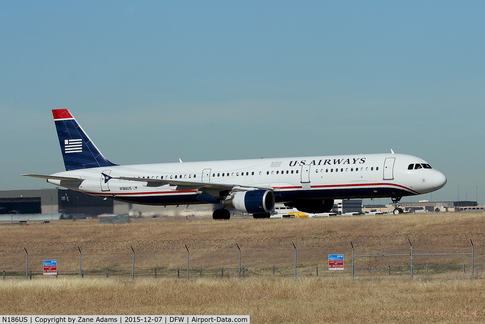 N186US, 2002 Airbus A321-211 C/N 1701, Arriving at DFW Airport