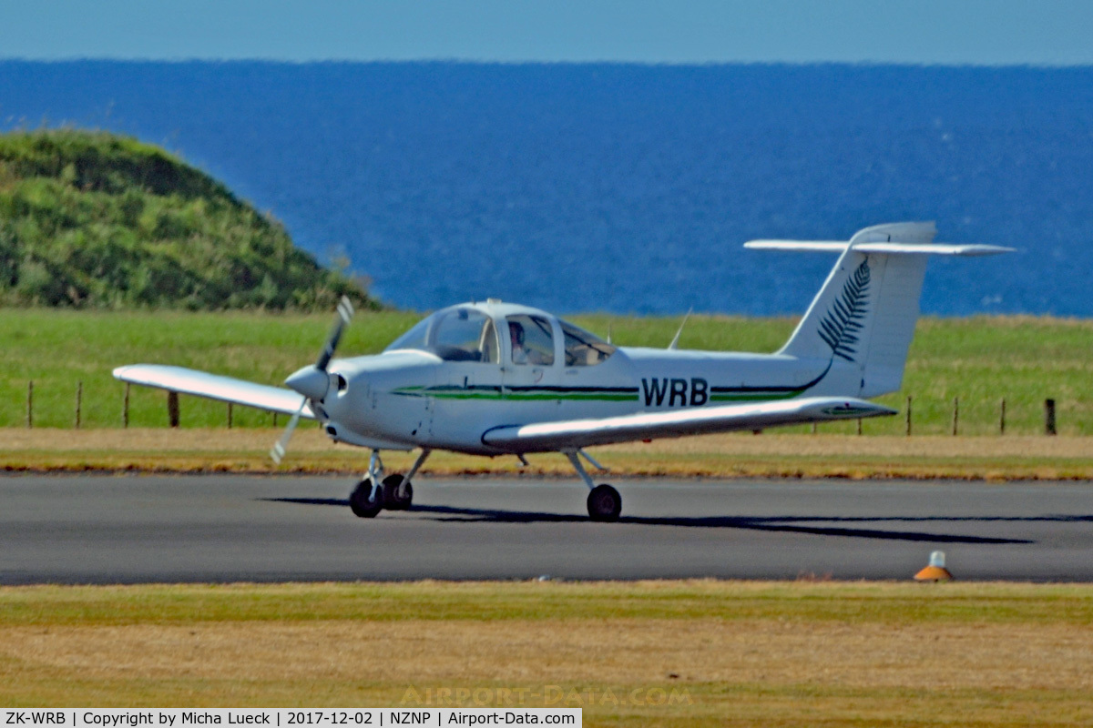 ZK-WRB, Piper PA-38-112 Tomahawk Tomahawk C/N 38-79A0911, At New Plymouth