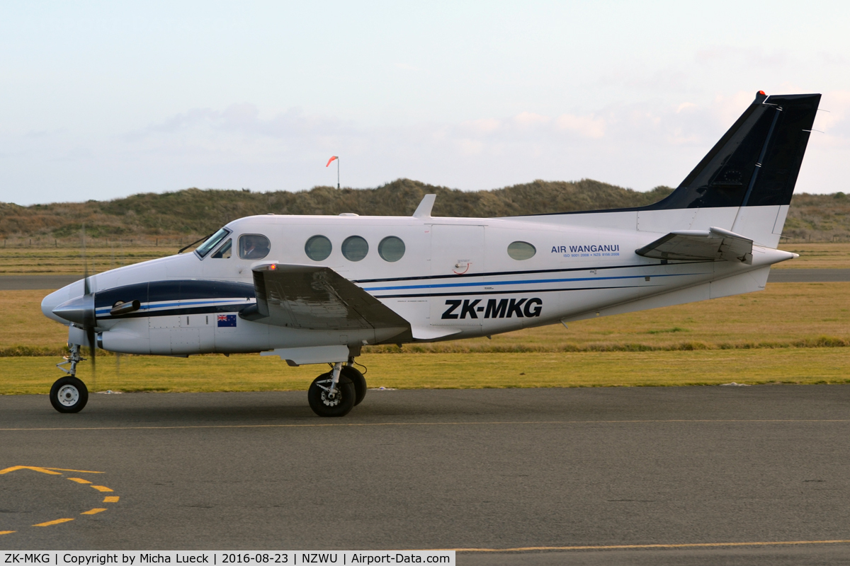 ZK-MKG, 1994 Beech C90A King Air C/N LJ-1367, At Whanganui