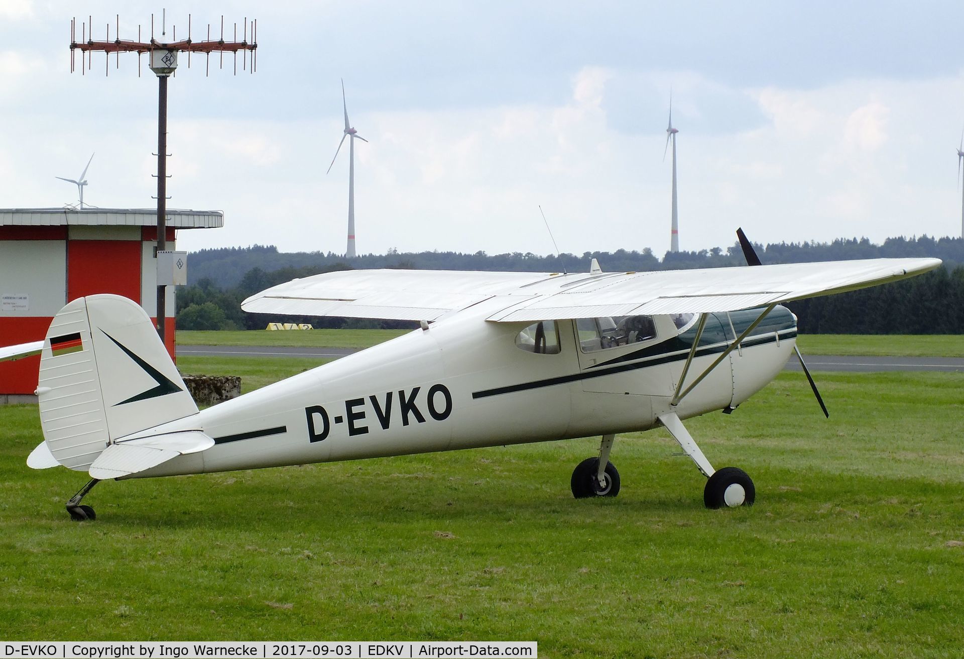 D-EVKO, 1946 Cessna 140 C/N 8936, Cessna 140 at the Dahlemer Binz 60th jubilee airfield display