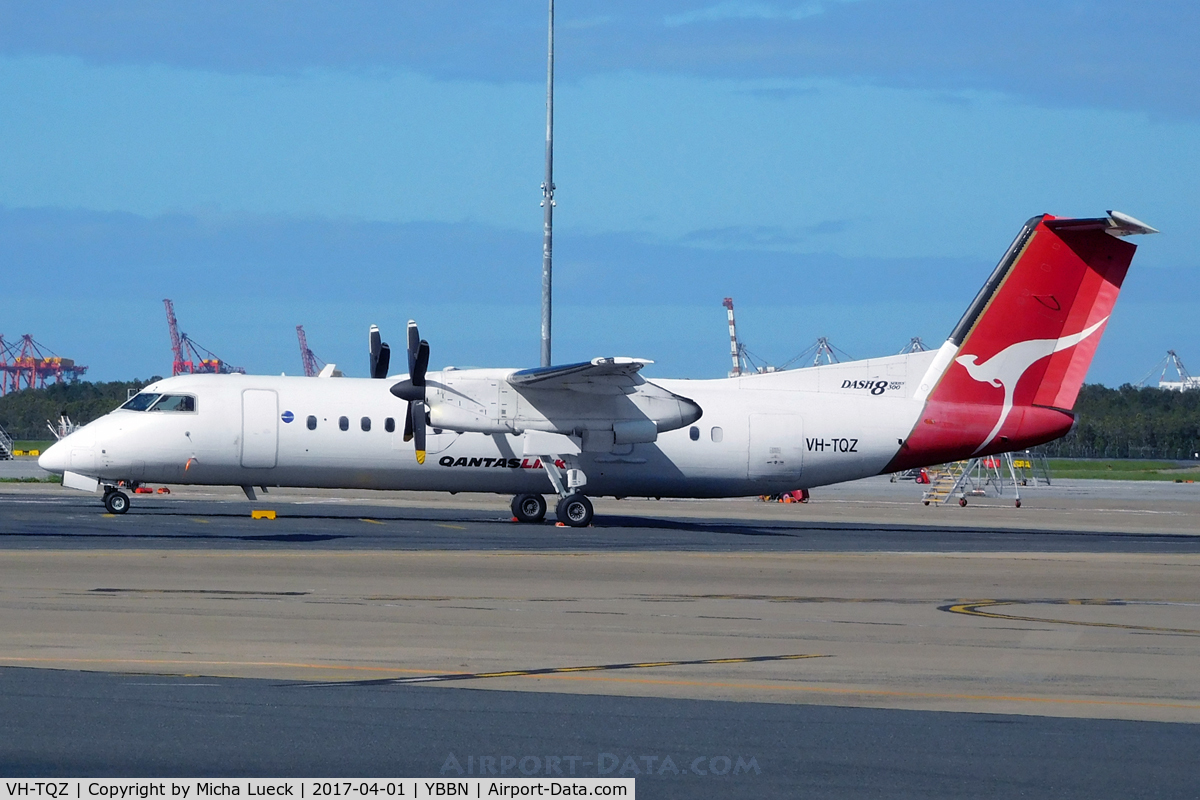 VH-TQZ, 2000 De Havilland Canada DHC-8-315Q Dash 8 C/N 555, At Brisbane
