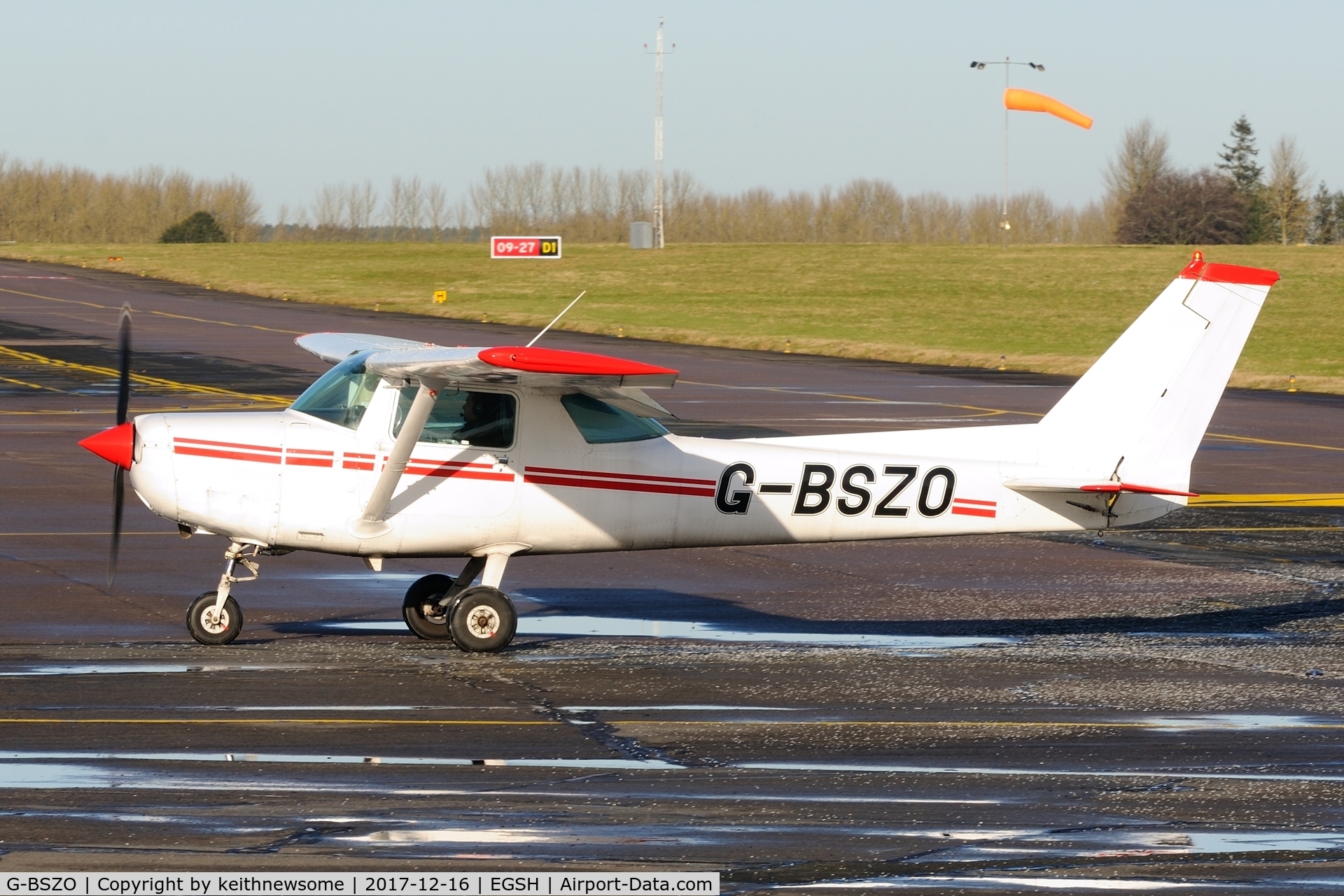 G-BSZO, 1977 Cessna 152 C/N 152-80221, Arriving in bright autumn light.