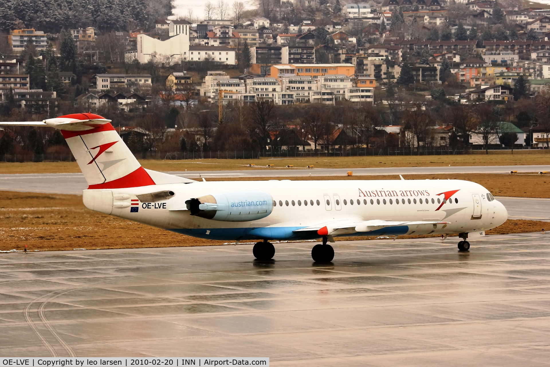 OE-LVE, 1994 Fokker 100 (F-28-0100) C/N 11499, Innsbruck 20.2.2010