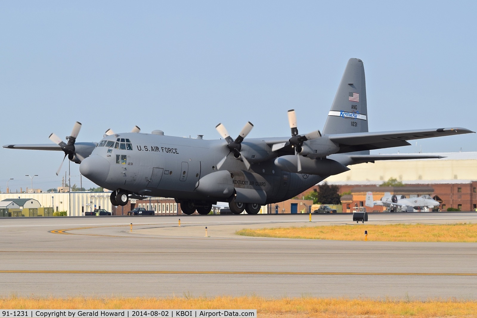 91-1231, 1992 Lockheed C-130H Hercules C/N 382-5278, Take off roll on RWY 10R.  123rd Airlift Wing, Kentucky ANG.