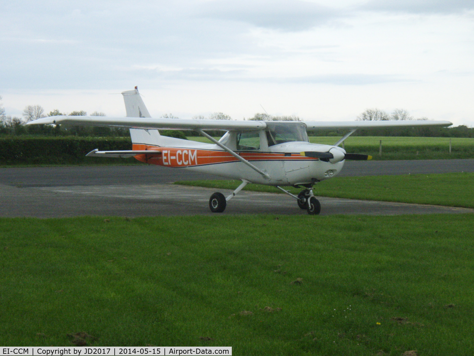 EI-CCM, 1979 Cessna 152 C/N 152-82320, EI-CCM at Clonbullogue Airfield, Co. Offaly, one May evening in 2014. (15th of May 2014).