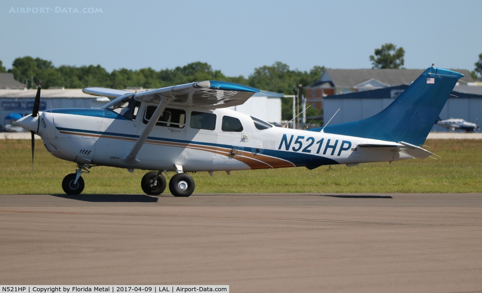 N521HP, 2000 Cessna T206H Turbo Stationair C/N T20608205, Cessna T206H