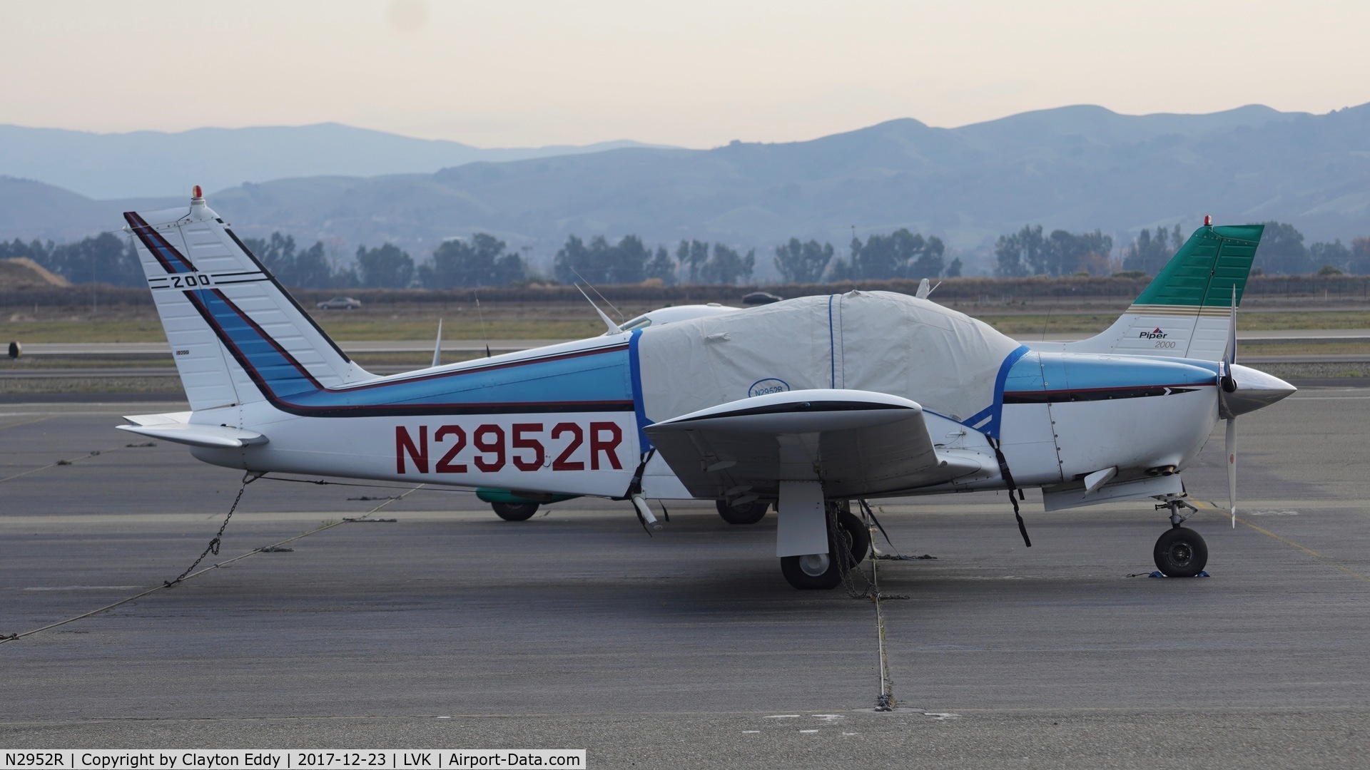 N2952R, 1969 Piper PA-28R-200 Arrow II C/N 28R-35344, Livermore Airport California 2017.