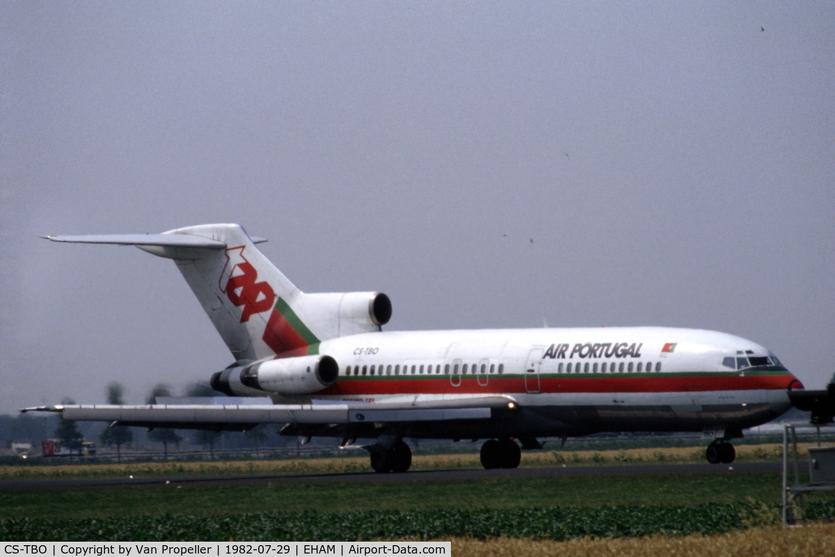 CS-TBO, 1968 Boeing 727-82C C/N 19968, TAP Air Portugal Boeing 727-82QC landing at Schiphol airport, the Netherlands, 1982
