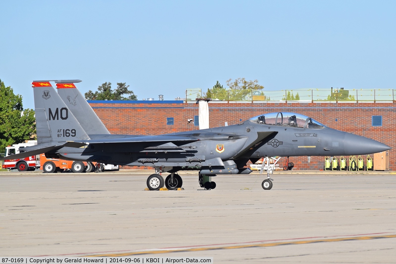 87-0169, 1987 McDonnell Douglas F-15E Strike Eagle C/N 1034/E009, Parked on the Idaho ANG ramp. 389TH Fighter Sq. 