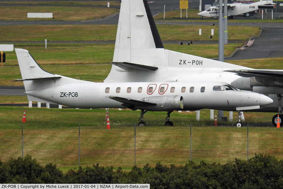 ZK-POB, 1985 Fairchild Swearingen SA-227AC Metro III C/N AC-606B, At Auckland