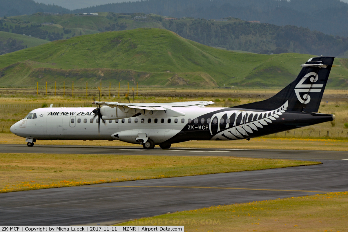ZK-MCF, 1999 ATR 72-212A C/N 600, At Napier/Hastings
