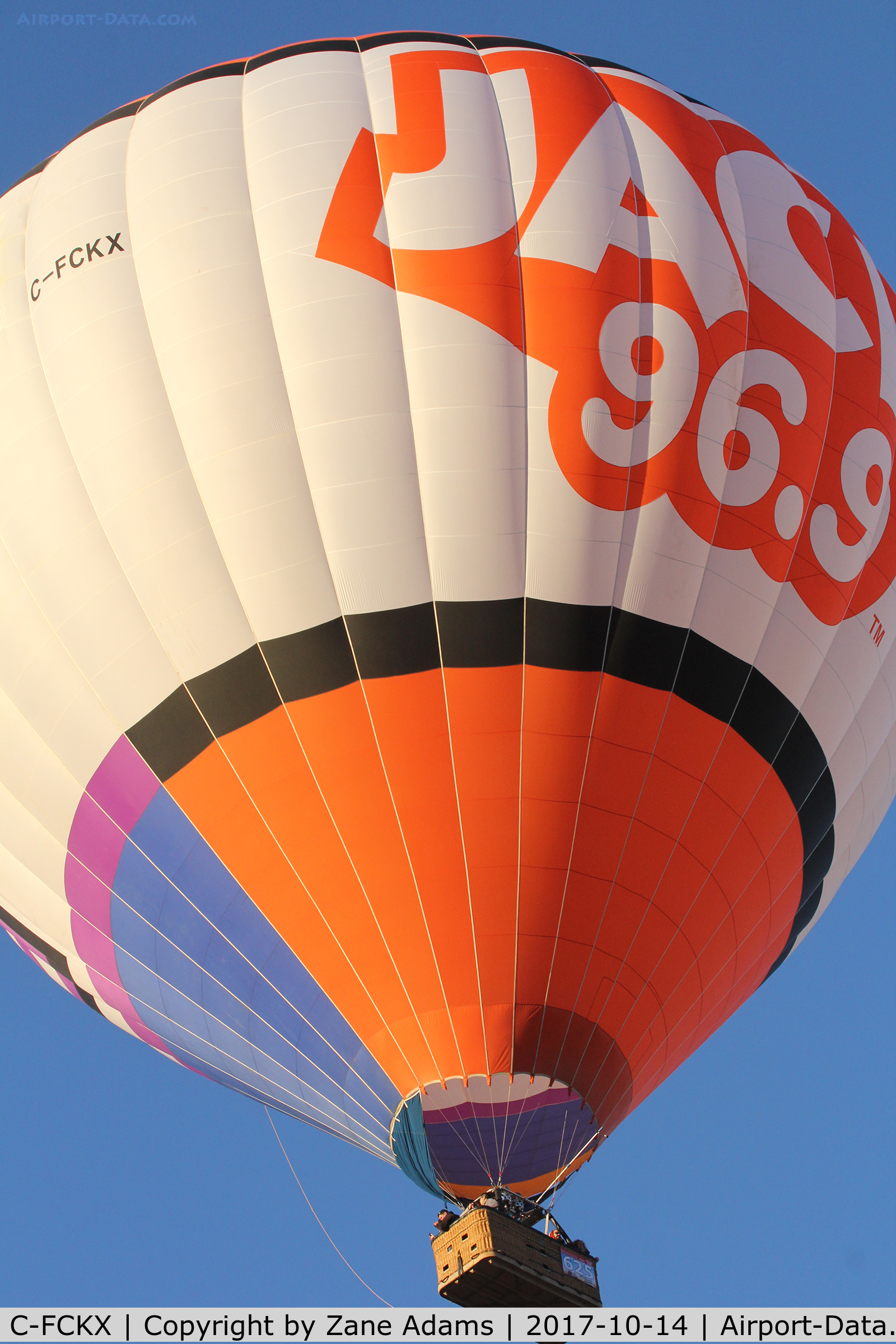 C-FCKX, 1995 Lindstrand Balloons LBL240A C/N 165, At the 2017 Albuquerque Balloon Fiesta