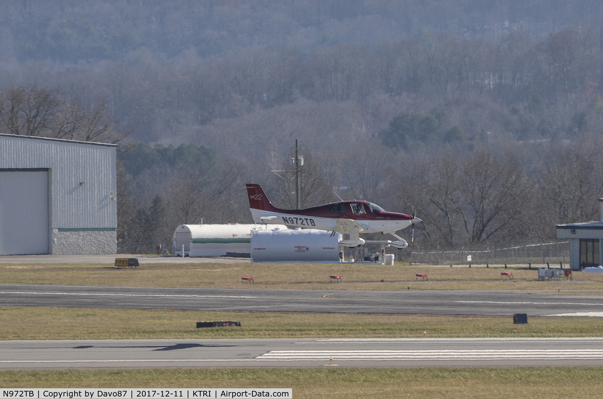 N972TB, Cirrus SR22 C/N 3778, About to land at Tri-Cities Airport (KTRI) in Blountville, TN.