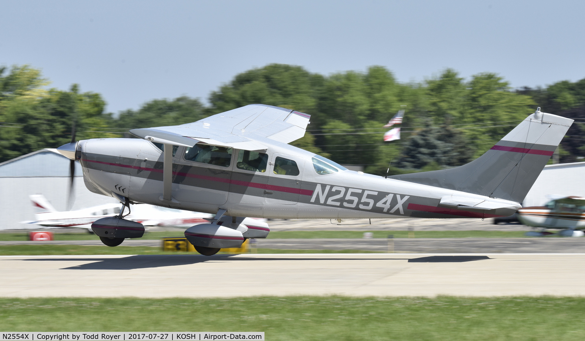 N2554X, 1964 Cessna P206 Super Skylane C/N P206-0054, Airventure 2017