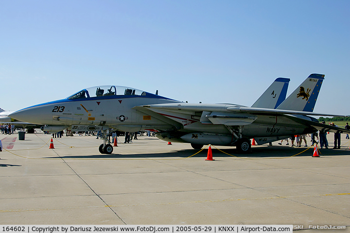 164602, Grumman F-14D Tomcat C/N 630/D-35, F-14D Tomcat 164602 AJ-100 from VF-213 