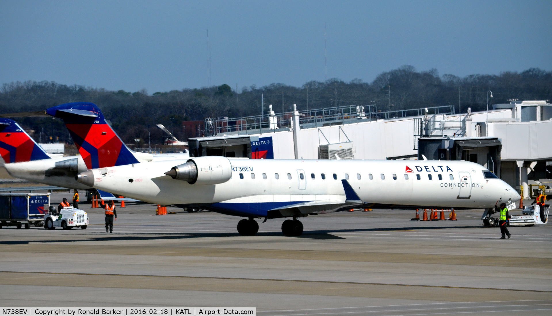 N738EV, 2004 Bombardier CRJ-701 (CL-600-2C10) Regional Jet C/N 10146, Pushback Atlanta