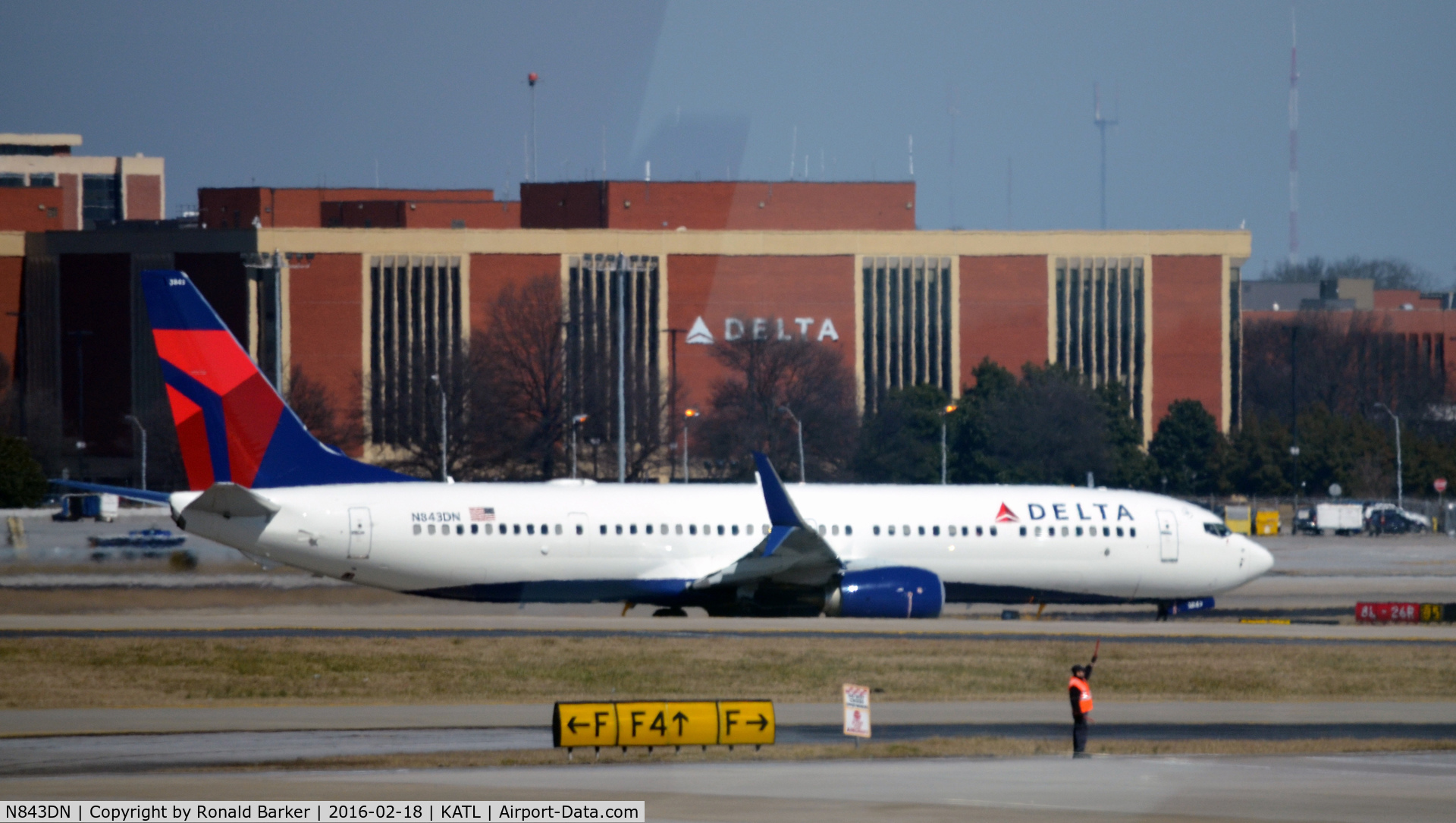 N843DN, 2015 Boeing 737-932/ER C/N 31954, Takeoff Atlanta