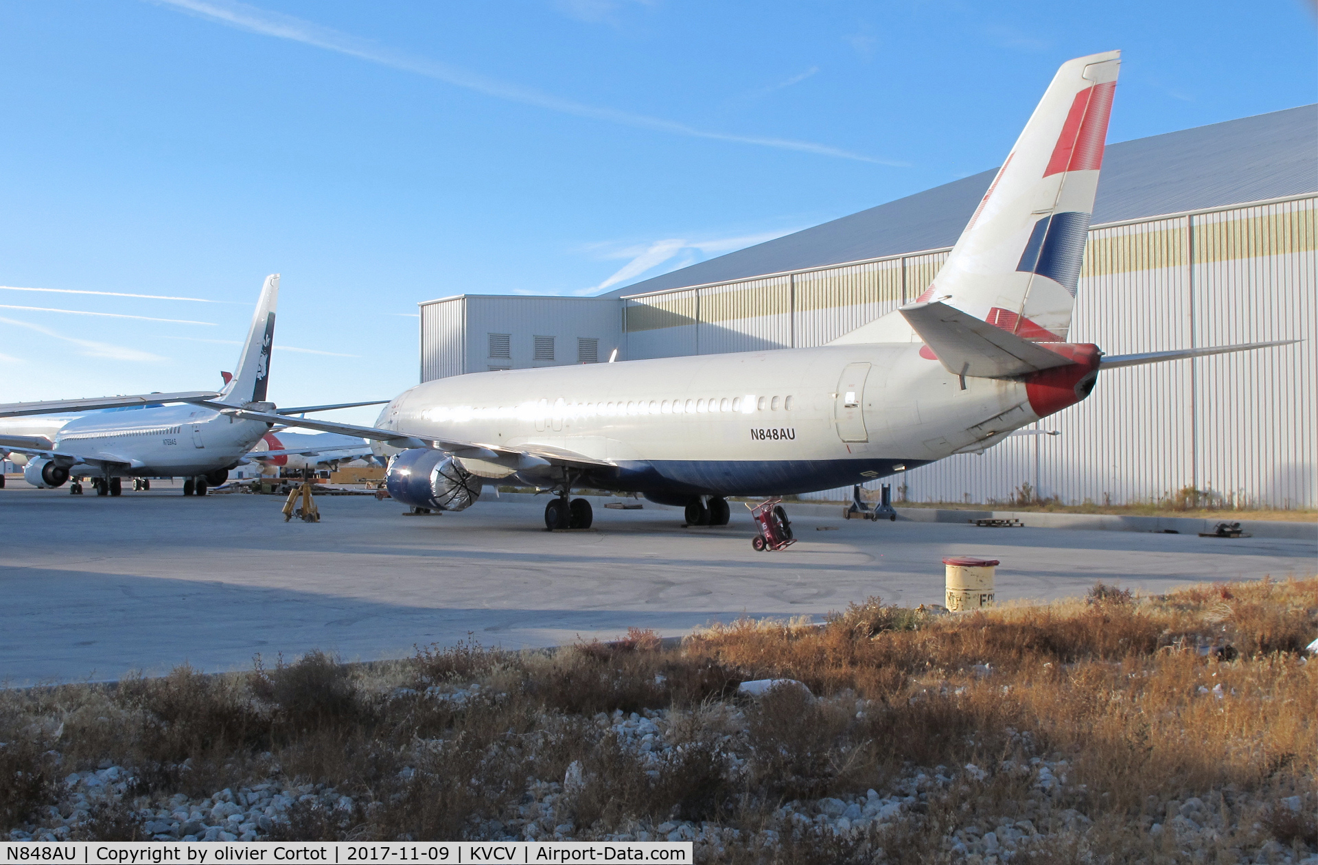 N848AU, 1992 Boeing 737-436 C/N 25848, End of life in Victorville