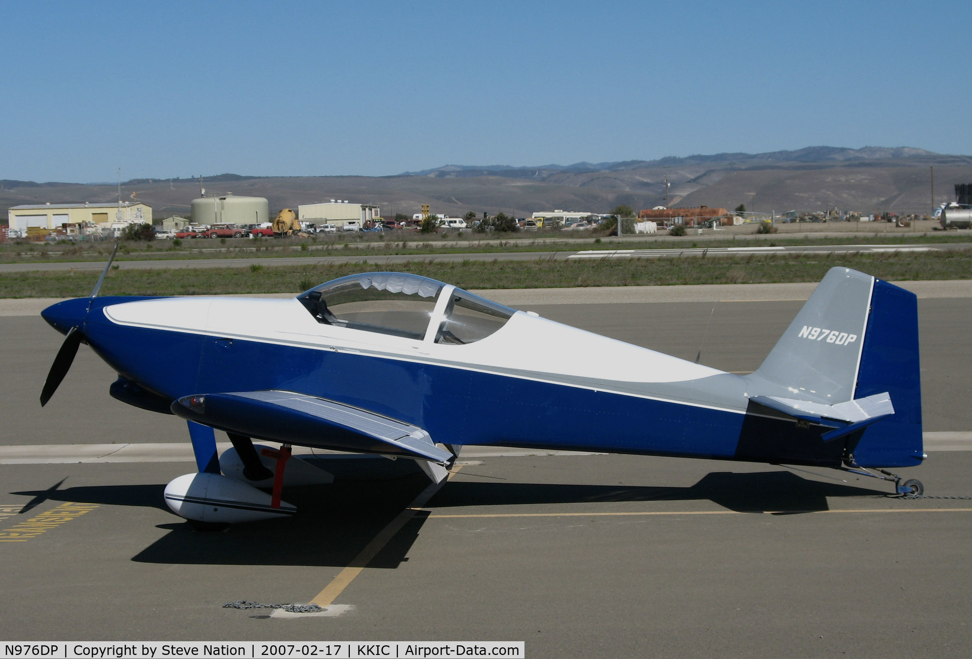 N976DP, 1998 Vans RV-6 C/N 23808, 1998 Vans RV-6 visiting Sean Tucker's aerobatics school on his ramp @ Mesa Del Rey Airport (King City, CA)