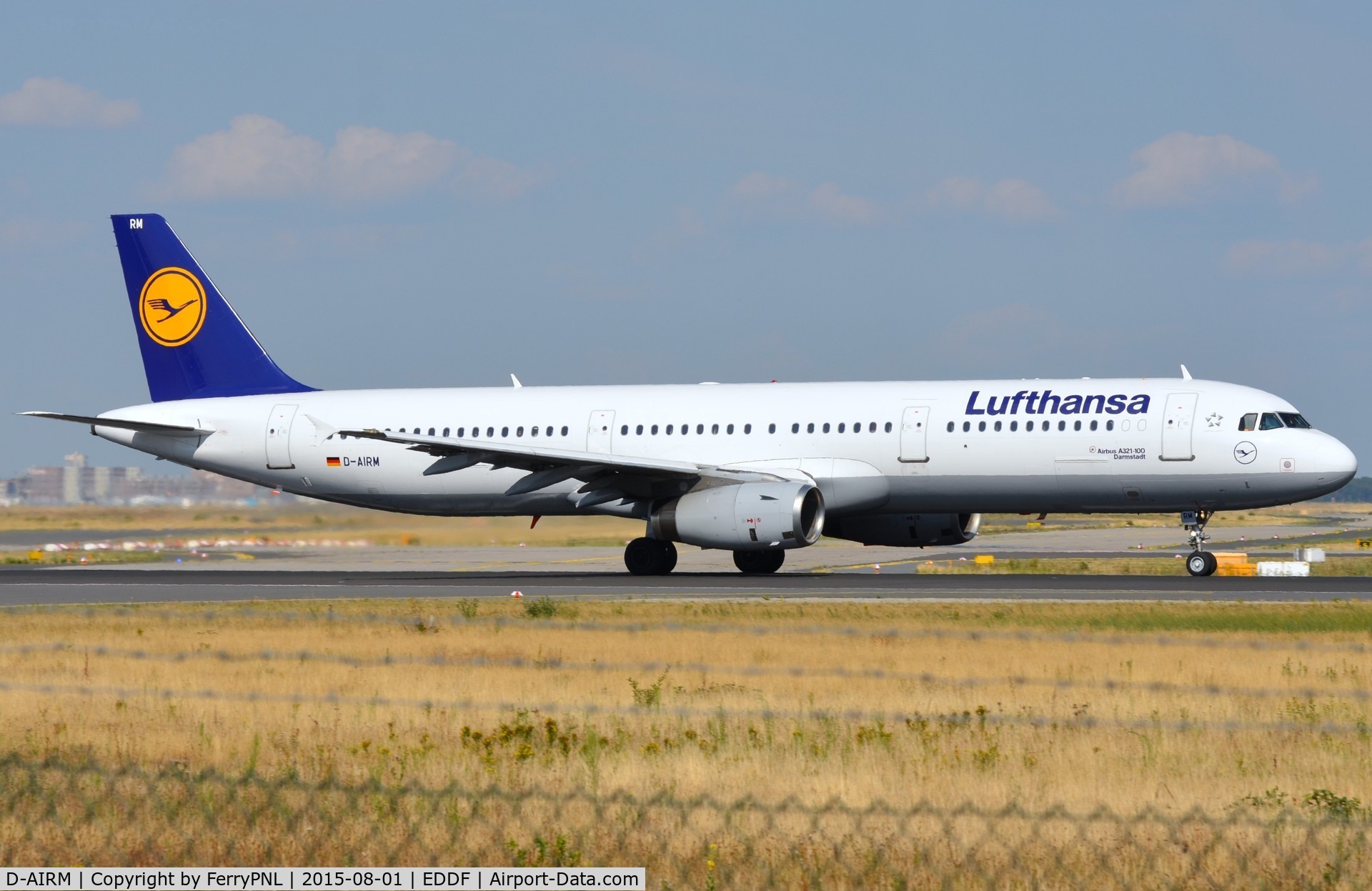 D-AIRM, 1994 Airbus A321-131 C/N 0518, Lufthansa A321 during its take-off run.