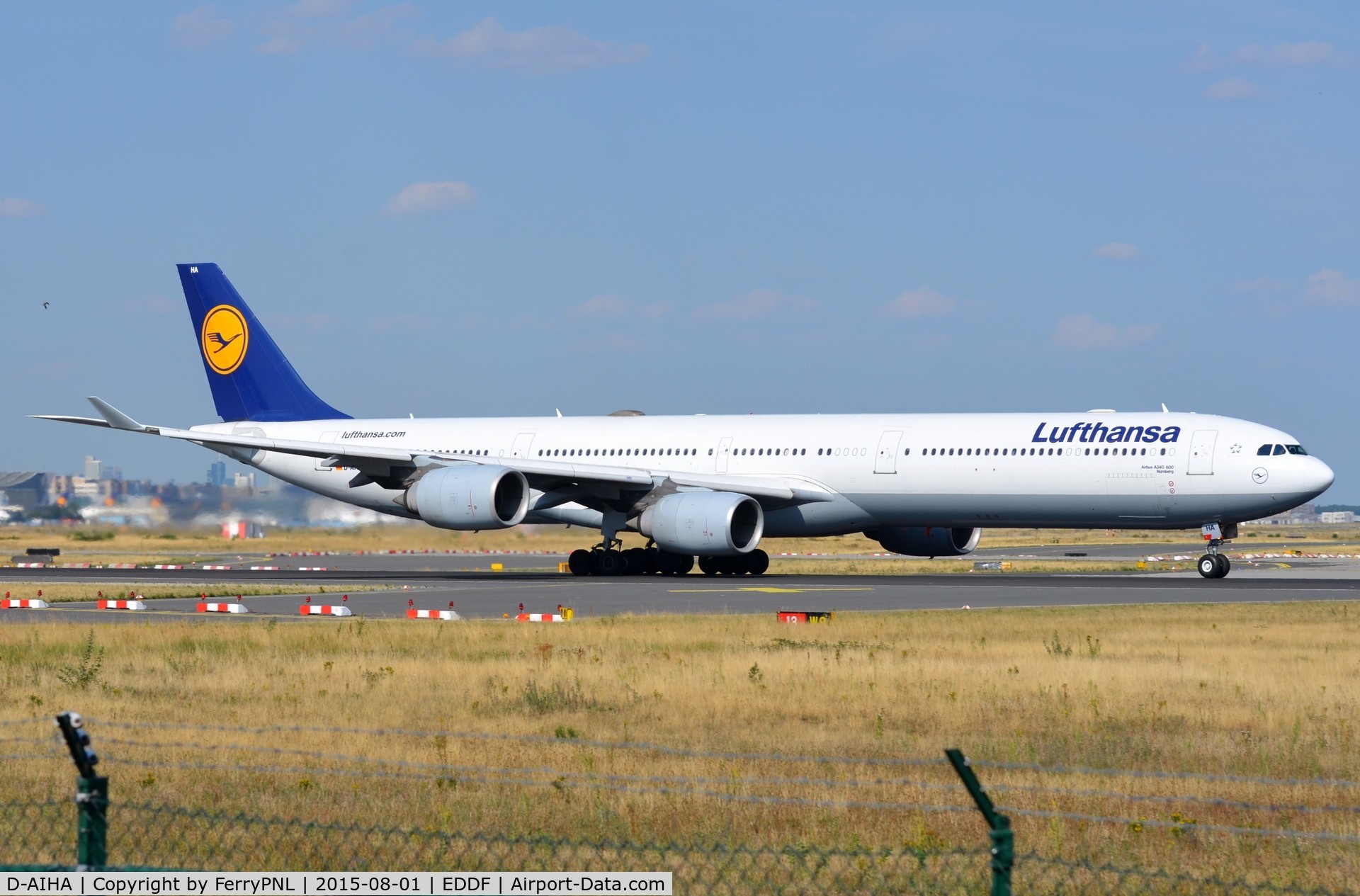 D-AIHA, 2003 Airbus A340-642 C/N 482, Take-off run of LH A346