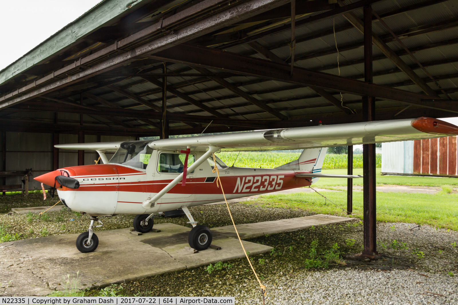 N22335, 1968 Cessna 150H C/N 15068222, Cessna 150 at Lebanon (Boone County) Airport, Indiana