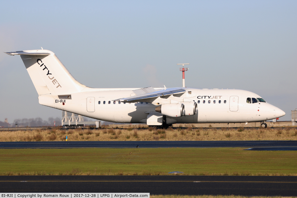 EI-RJI, 1999 British Aerospace Avro 146-RJ85A C/N E2346, Taxiing