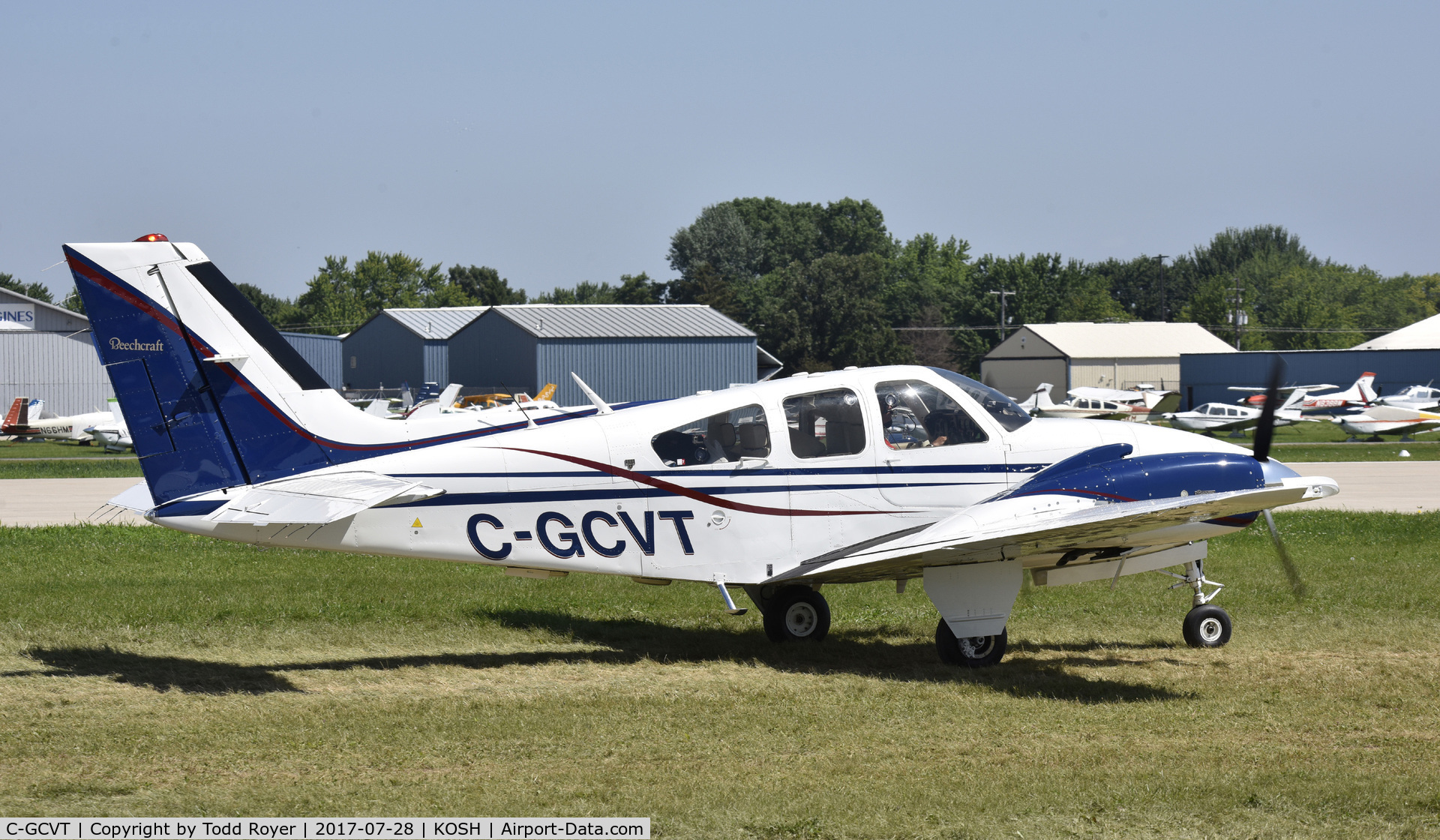 C-GCVT, 1982 Beech E-55 Baron C/N TE-1197, Airventure 2017