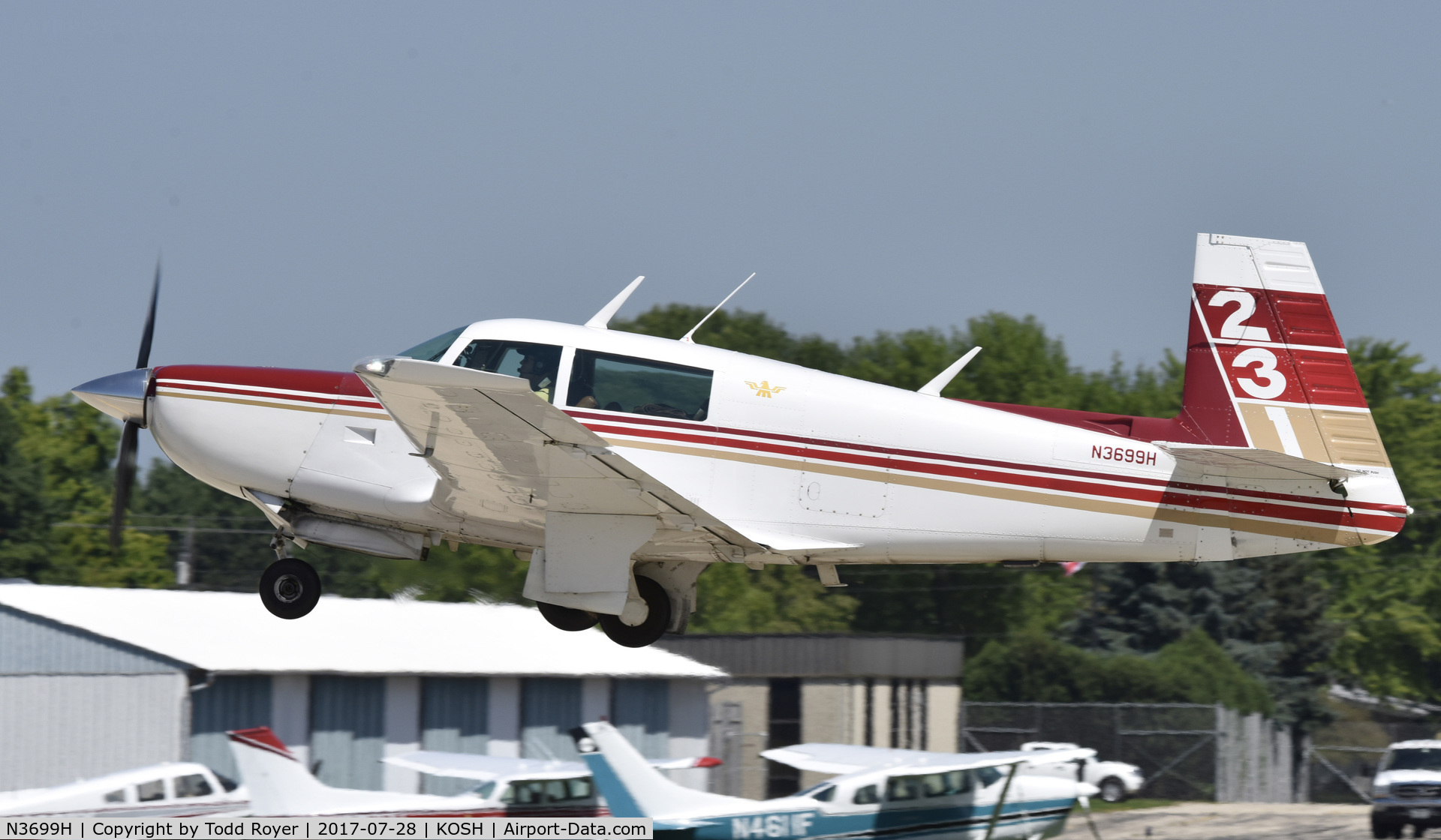N3699H, 1980 Mooney M20K C/N 25-0476, Airventure 2017