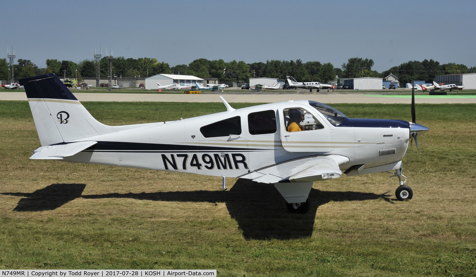 N749MR, 1979 Beech F33A Bonanza C/N CE859, Airventure 2017