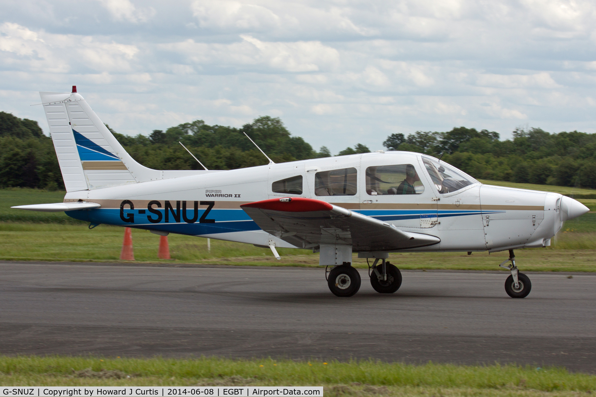G-SNUZ, 1983 Piper PA-28-161 Cherokee Warrior II C/N 28-8416021, Privately owned