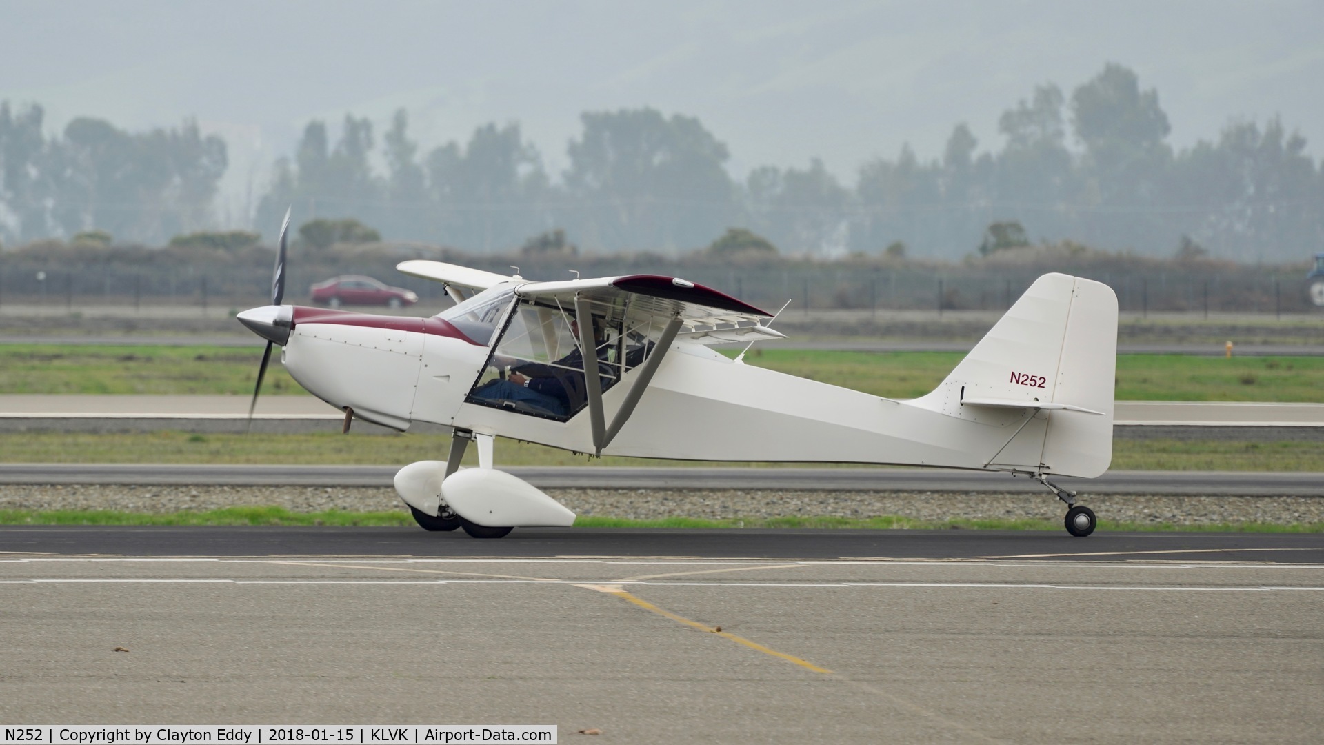 N252, 2005 Skystar Kitfox Series 6 C/N S60005-026, Livermore Airport California 2018.