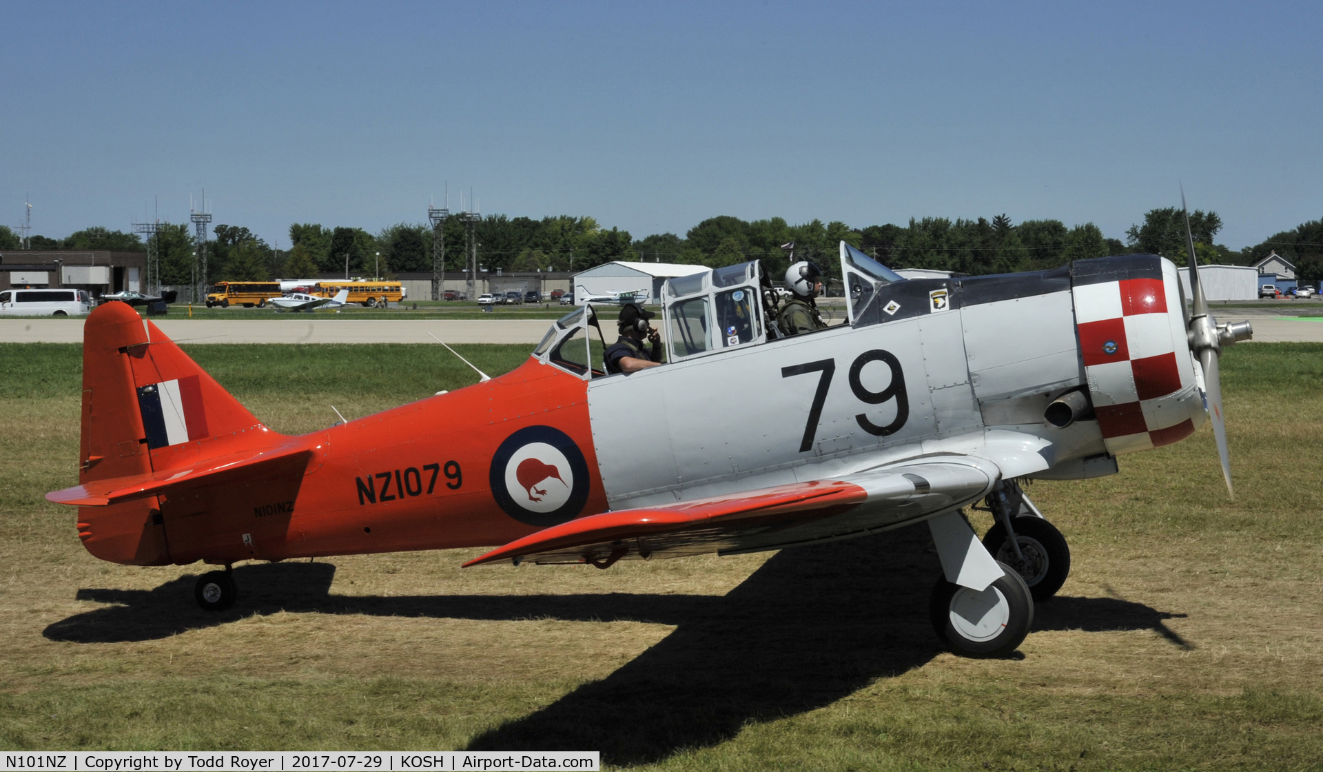 N101NZ, 1944 North American AT-6D Texan C/N 88-15611, Airventure 2017