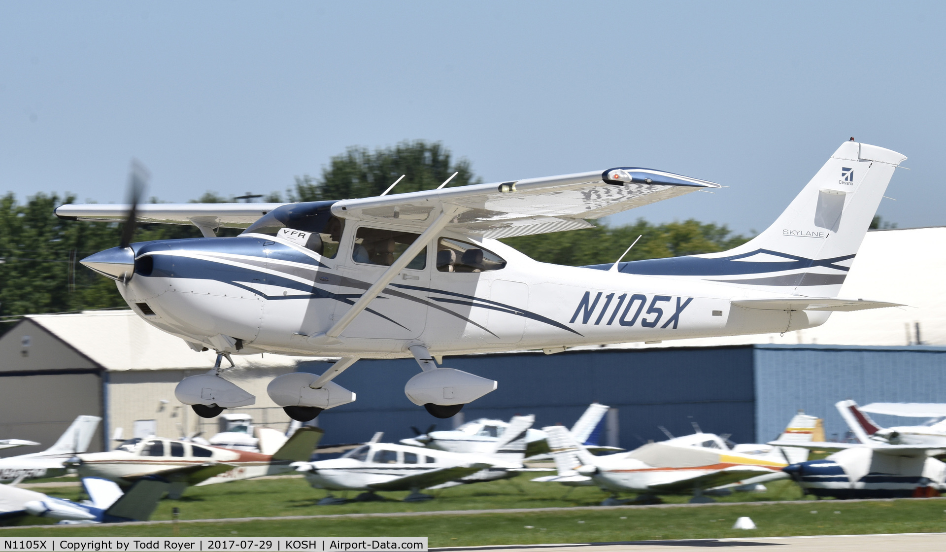 N1105X, 2007 Cessna 182T Skylane C/N 18281980, Airventure 2017