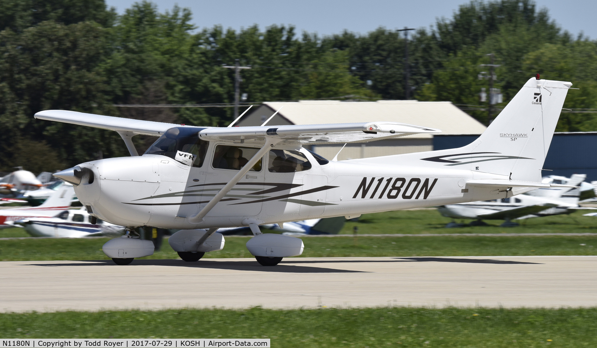 N1180N, 2007 Cessna 172S C/N 172S10461, Airventure 2017