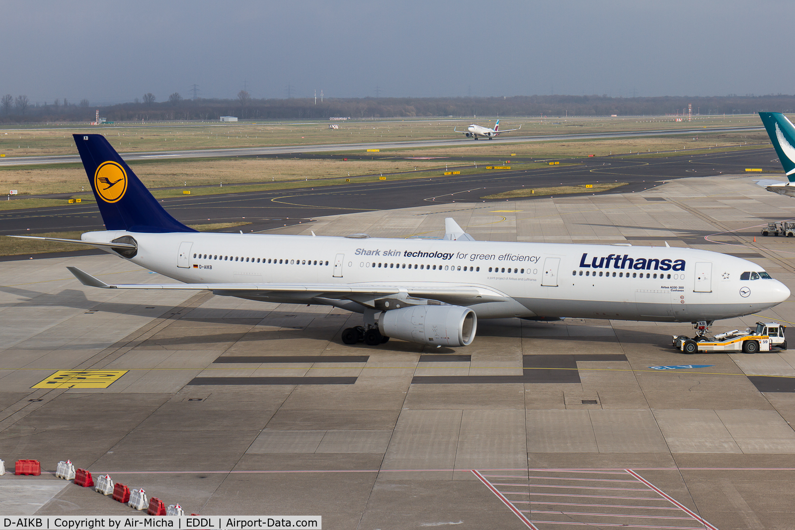 D-AIKB, 2004 Airbus A330-343X C/N 576, Lufthansa