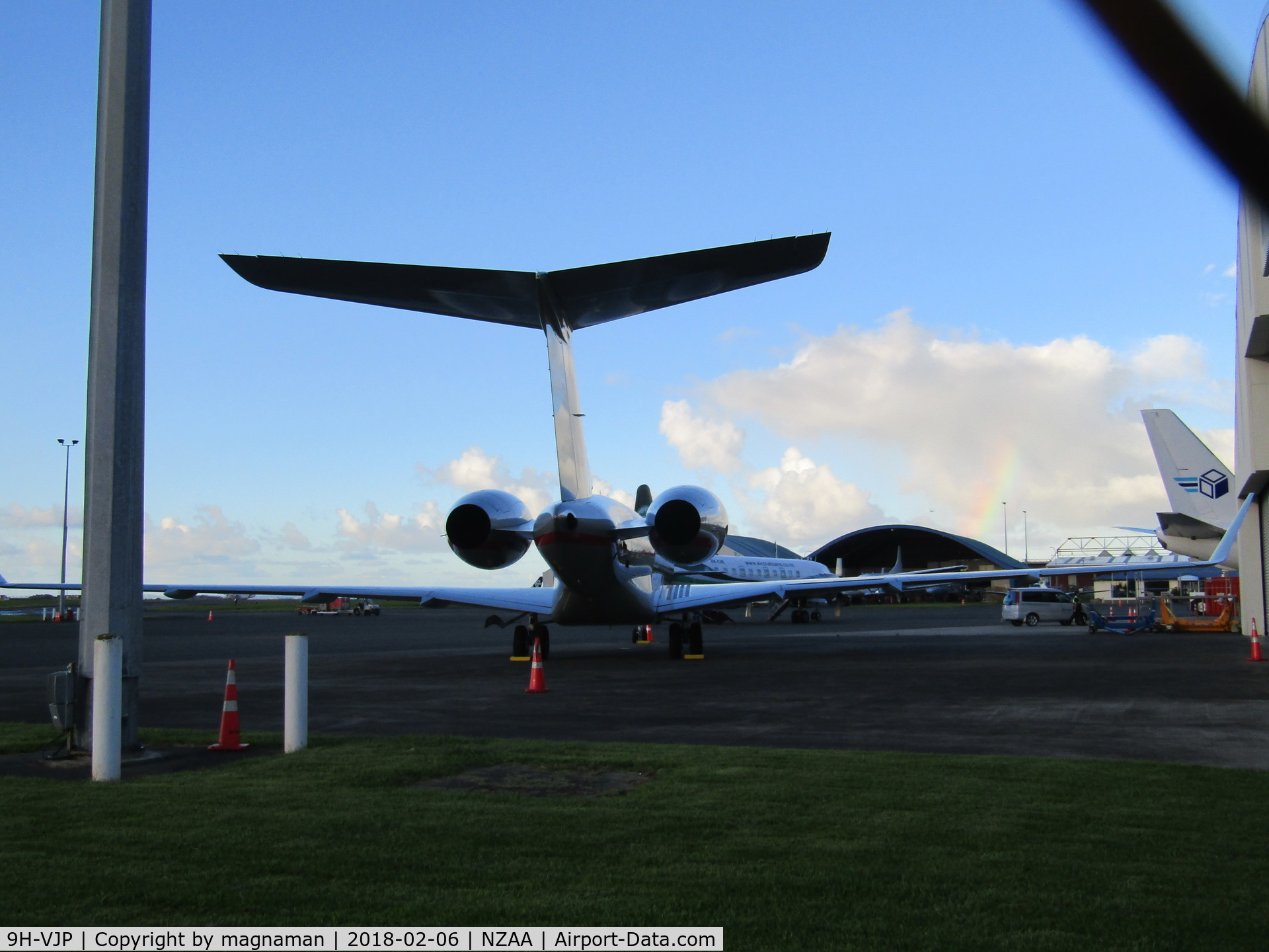 9H-VJP, 2014 Bombardier BD-700-1A10 Global 6000 C/N 9677, been a few vistajet in NZ this summer - this one new to me