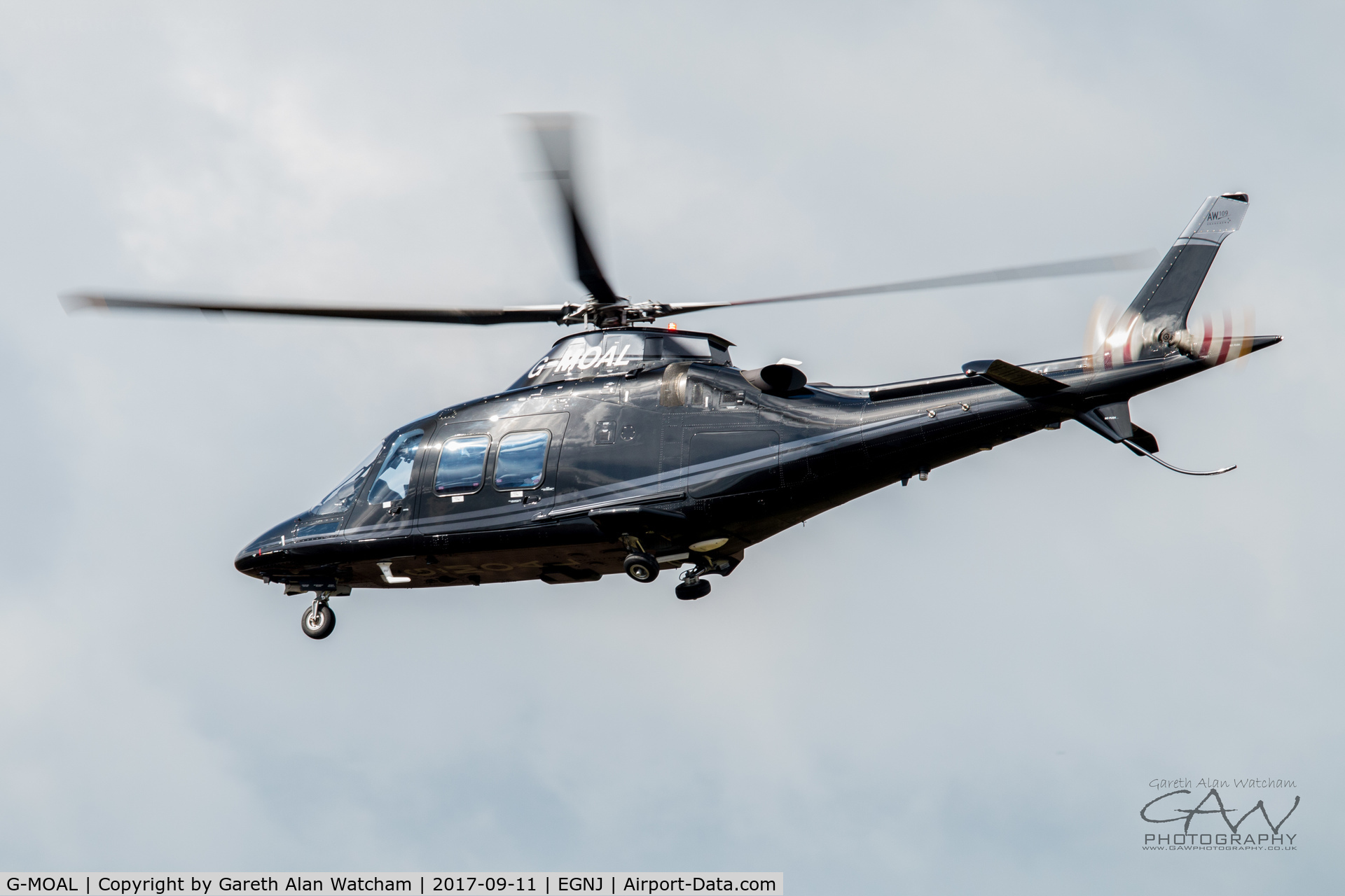 G-MOAL, 2015 AgustaWestland AW-109SP Grand New C/N 22348, G-MOAL Landing behind Pennells Garden Centre