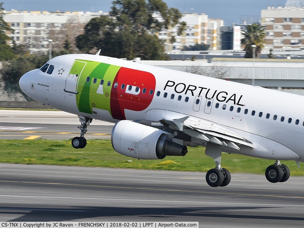 CS-TNX, 2006 Airbus A320-214 C/N 2822, TAP Portugal take off runway 03